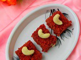 Beetroot Burfi Recipe / Beetroot Coconut Burfi