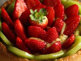 Crostata vegan con crema e frutta