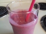 Freakangel Cooks: Summer Berry Smoothie