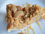 Caramel Apple Crumb Pie