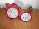 Pitaya with Greek yoghurt