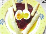 Salad with leek, beetroot, medium-boiled egg and mini corn ears