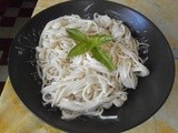 Spaghetti with creamy cheese, basil and lemon