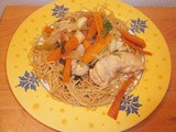 Stir-fried chicken with vegetables (carrots, fennel, celery)
