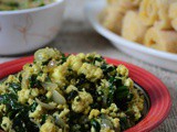 Ayib Be Gomen – Ethiopian Spinach and Cottage Cheese Stir Fry