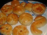 Eggless Dinner Rolls- April Round Up