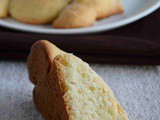 Eggless Pan De Muerto Recipe – Mexican Day of The Dead/ Dia de los Muertos Tradition