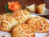 Eggless Tiger /Giraffe Rolls