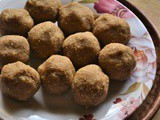 Kadalaiparuppu Thengai Urundai / Peanut Coconut Ball Recipe