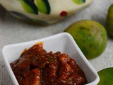 Naarthangai Oorugai / Kafir Lime Pickle