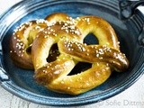 German Carnival Treats (Fastnachtsbrezeln/Berliner)