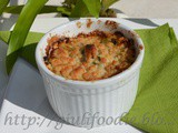 Crumble Salato di Asparagi con Robiola e Prosciutto Croccante