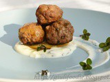 Polpettine di Carne Speziate con Salsa allo Yogurt