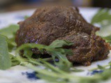 How to cook pork cheeks