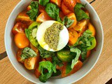 How to Make the Perfect Tomato Salad