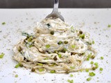 Spaghete cu sos alb, marar si piper verde | Cheesy Spaghetti with Dill and Green Pepper Sauce