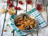 Cozze saganaki / mydia saganaki