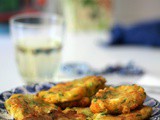 Kolokythokeftedes / frittelle di zucchine con la feta