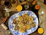 Tachinopitakia / dolcetti di pasta fillo con tahini