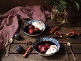 Zuppa di fichi al vino rosso con yogurt greco