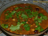 White Chickpeas Curry (Chanay ka salan)