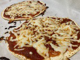 Quick 10 Minute Low Carb Tortilla Pizza