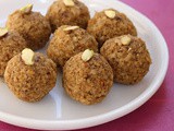 Chapati Ladoo | Leftover Roti Recipe | Churma Laddu