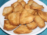 Crispy Atta Nimki Namkeen | Tea Time Snack