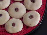 Doodh Peda: Milk Fudge