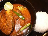 Rui Macher Kalia: Spicy Fish Curry