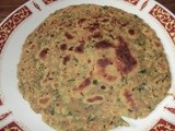 Bathua and mango pickle paratha/बथुआ और आम के अचार का पराठा