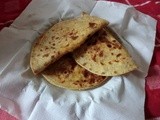 Chana daal ke parahte