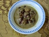 Ghiya kofta in melon seeds  gravey