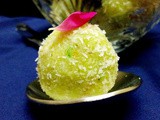 Instant Coconut Laddoo/ Nariyal Ke Laddoo/ नारियल के लड्डू