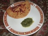 Makke ka paratha stuffed with potato and onion