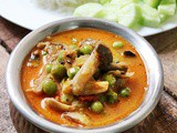 Matar Mushroom Curry | Mushroom Green peas Gravy