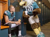 Dunkin’ Donuts Celebrates 10 Years as Official Partner of the Philadelphia Eagles and Launches New Game Day Offer for Fans