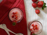 Eggless Strawberry Mousse Recipe, How to make Quick Strawberry Mousse