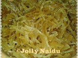 Sweet & Golden Vermicelli | Meethi Seviyan Recipe