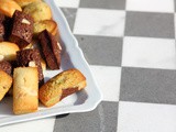 Financiers met amandel, pistache of hazelnoot en kaneel