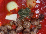 Bear Sauce with Meatballs