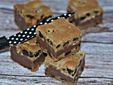 Fudge & toffee filled chocolate chip cookie bars