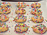 Sprinkle cookies