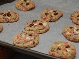 The most amazing funfetti sprinkle cookies