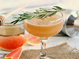 Honey Grapefruit Bourbon Smash