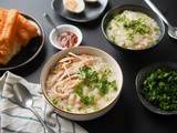 Cháo Gà (Vietnamese Chicken Rice Porridge / Congee)