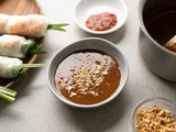 Vietnamese Peanut Sauce Recipe (For Dipping Spring Rolls)