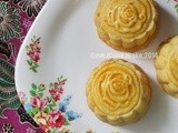 Baked Custard Mooncakes