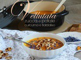 Vellutata di Zucca e Patate con curcuma e fiordaliso