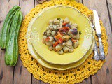 Gnocchi di zucchine con burro, salvia all’ananas e pomodorini rossi, gialli e neri